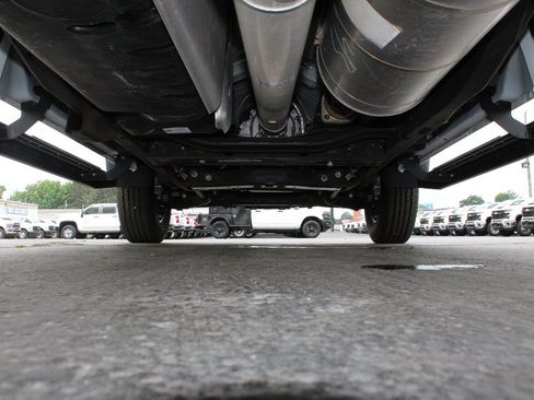 Used 2025 Chevrolet Silverado 2500 W/T RWD image 39