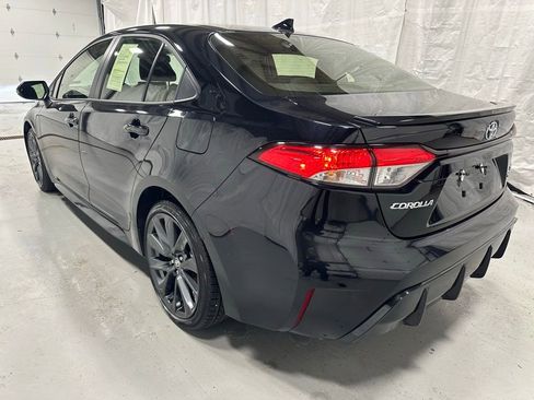 Used 2025 Toyota Corolla SE image 5