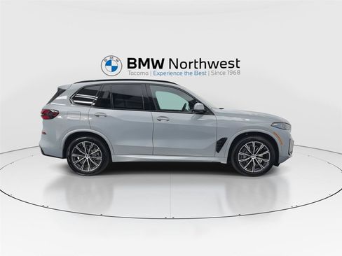 New 2026 BMW X5 xDrive50e w/ Executive Package AWD/4WD image 5