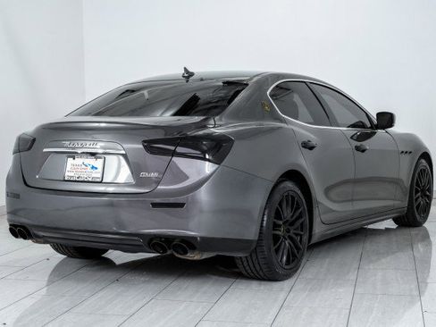 Used 2016 Maserati Ghibli RWD image 6