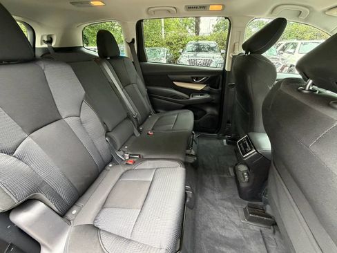 Used 2022 Subaru Ascent Premium AWD/4WD image 11