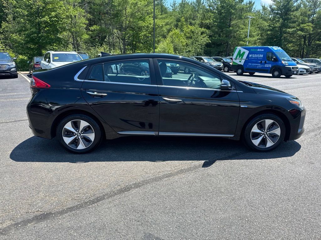 Used 2019 Hyundai Ioniq Limited FWD image 7