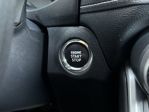 Used 2024 Toyota RAV4 XLE FWD image 20
