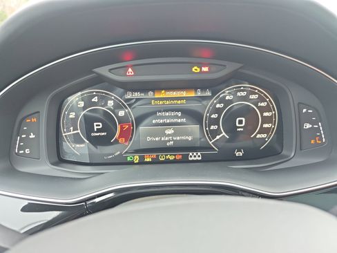 New 2026 Audi RS Q8 performance image 17