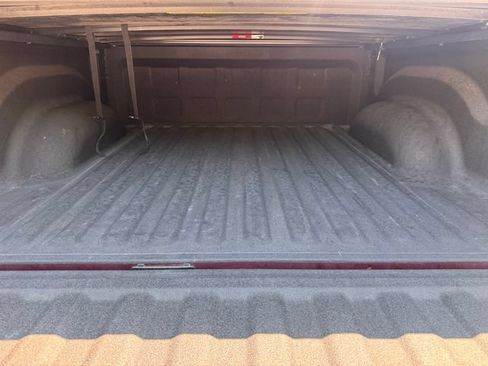 Used 2017 RAM 1500 Express AWD/4WD image 7