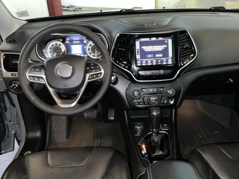 Used 2021 Jeep Cherokee Limited w/ Elite Package image 31