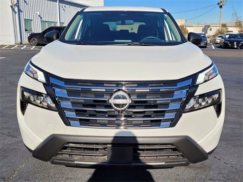 Certified 2025 Nissan Rogue S image 12