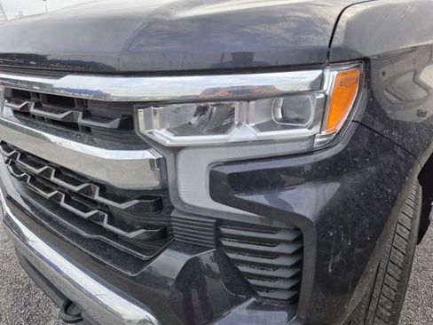 Used 2024 Chevrolet Silverado 1500 LT AWD/4WD image 6