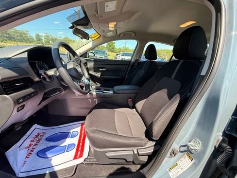 Certified 2024 Nissan Sentra SV FWD image 14