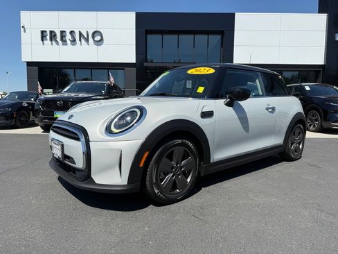 Used 2023 MINI Cooper 2-Door Hardtop FWD image 4