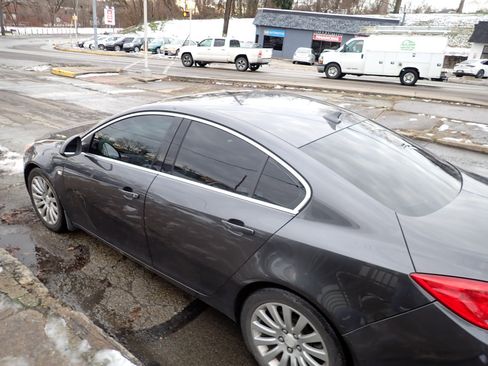 Used 2011 Buick Regal CXL Turbo w/ TO2 Preferred Equipment Group image 14