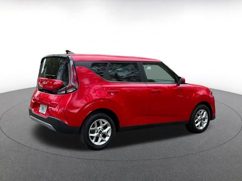 Used 2025 Kia Soul LX w/ LX Technology Package image 15