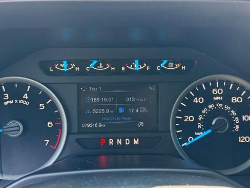 Used 2017 Ford F150 XLT w/ Equipment Group 302A Luxury AWD/4WD image 20