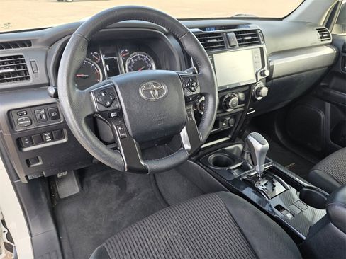 Used 2021 Toyota 4Runner TRD Off-Road image 10