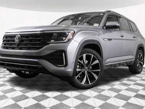 New 2026 Volkswagen Atlas SEL Premium R-Line AWD/4WD image 2