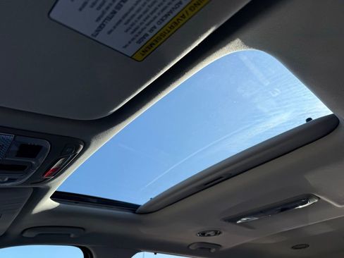 Certified 2023 Kia Telluride EX w/ EX Captain's Chair Package image 41