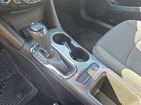 Used 2017 Chevrolet Cruze LT w/ Convenience Package image 23