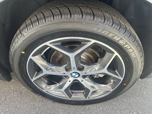Used 2019 BMW X1 xDrive28i w/ Convenience Package AWD/4WD image 39
