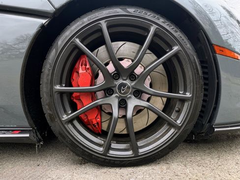 Used 2016 McLaren 570S Coupe image 19