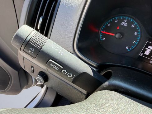 Used 2018 Chevrolet Colorado W/T RWD image 22