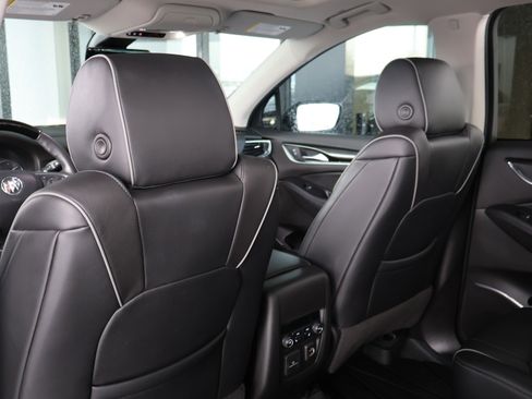 Used 2021 Buick Enclave Avenir w/ Avenir Technology Package image 20