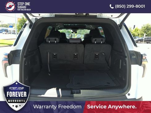 Used 2025 Chevrolet Traverse Z71 w/ Driver Confidence Package AWD/4WD image 32