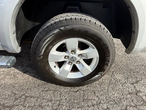 Used 2017 RAM 1500 Laramie AWD/4WD image 8