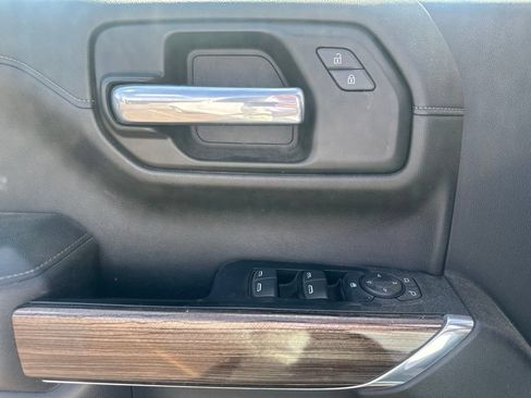 Used 2019 Chevrolet Silverado 1500 LT w/ All-Star Edition AWD/4WD image 23
