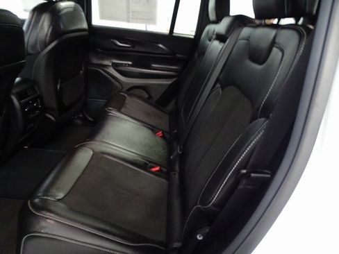 Certified 2023 Jeep Grand Cherokee Altitude image 4