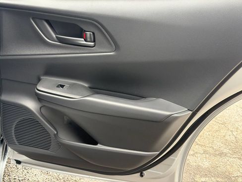 New 2026 Toyota Prius Plug-In Hybrid FWD image 19
