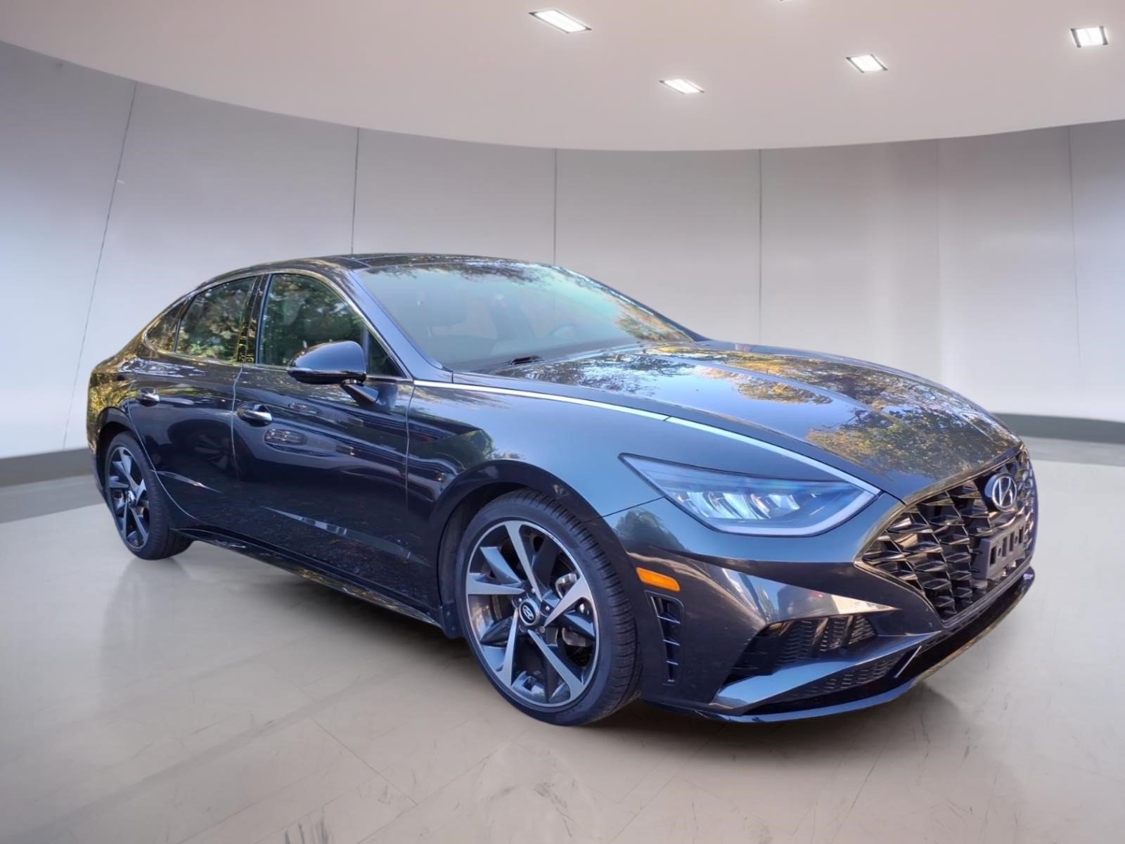 Used 2021 Hyundai Sonata SEL Plus w/ Tech Package FWD image 1