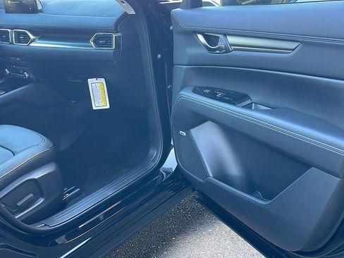 New 2025 MAZDA CX-5 AWD 2.5 S w/ Premium Plus Pkg image 35