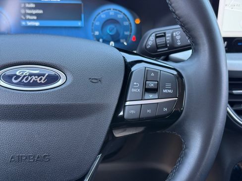 Used 2024 Ford Escape Platinum AWD/4WD image 22