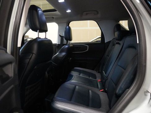 Used 2021 Ford Bronco Sport Outer Banks w/ Outer Banks Package image 12