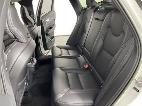 Used 2023 Volvo XC60 B5 Ultimate w/ Climate Package image 41