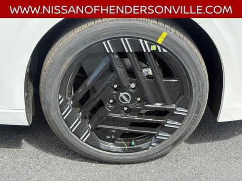 New 2026 Nissan Sentra SR w/ Floor Mat Package FWD image 29