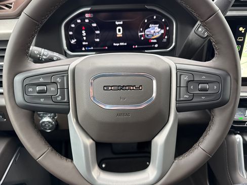 New 2026 GMC Sierra 2500 Denali w/ Denali Reserve Package image 24
