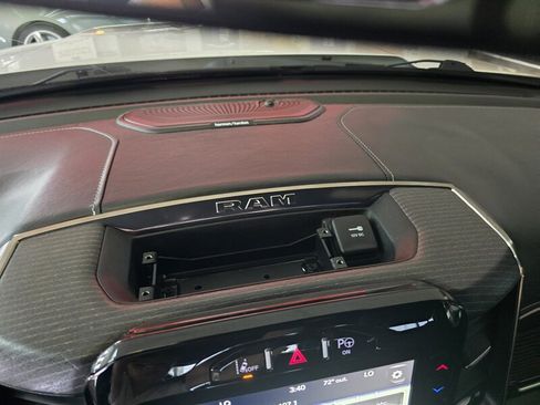 Used 2019 RAM 1500 Limited AWD/4WD image 12