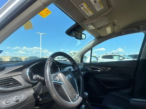 Used 2018 Buick Encore Preferred FWD image 40