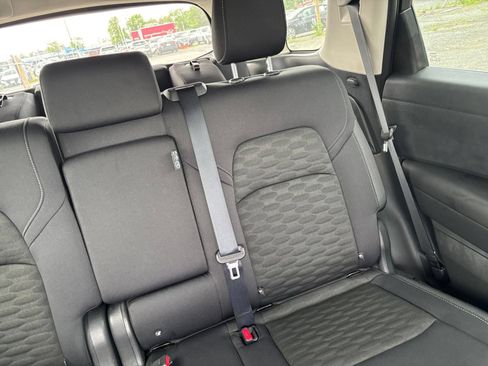Used 2025 Nissan Pathfinder SV FWD image 36