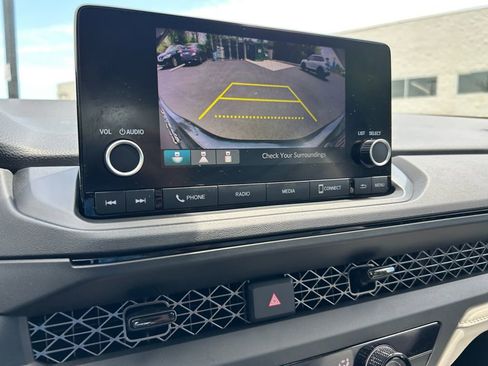 Used 2025 Honda Accord LX image 28