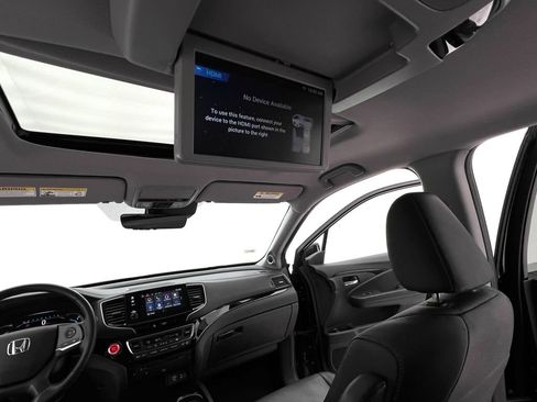 Used 2020 Honda Pilot Touring image 25