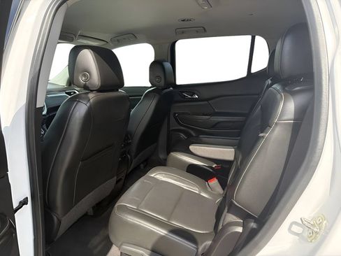 Used 2020 GMC Acadia SLT FWD image 14