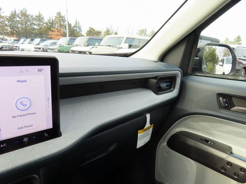 New 2026 Ford Maverick XLT w/ Equipment Group 301A image 10