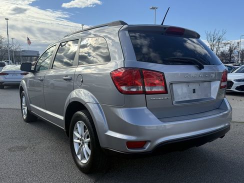 Used 2015 Dodge Journey SXT w/ Flexible Seating Group image 5