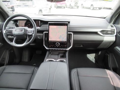 Used 2025 GMC Acadia Elevation image 12