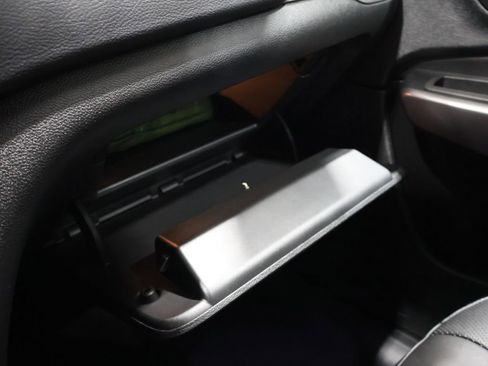 Certified 2021 Jeep Cherokee Latitude Lux w/ Comfort/Convenience Group image 39