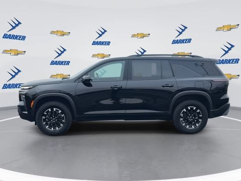 Used 2024 Chevrolet Traverse Z71 w/ Enhanced Driving Package image 5