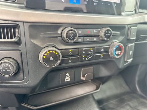 Certified 2025 Ford F150 XL image 21
