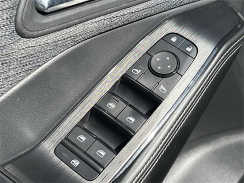 Certified 2023 Nissan Rogue SV image 17